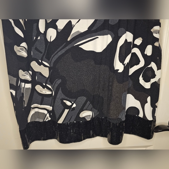 《EXPRESS》Floral Mini Dress 🥻👗《Large》 Sequin Neckline & Trim 🛒 - Picture 8 of 14